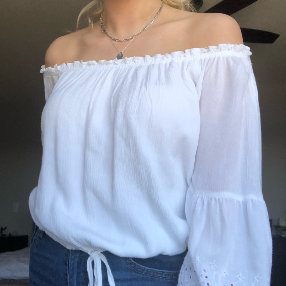Lace Detail Off Shoulder Shirt